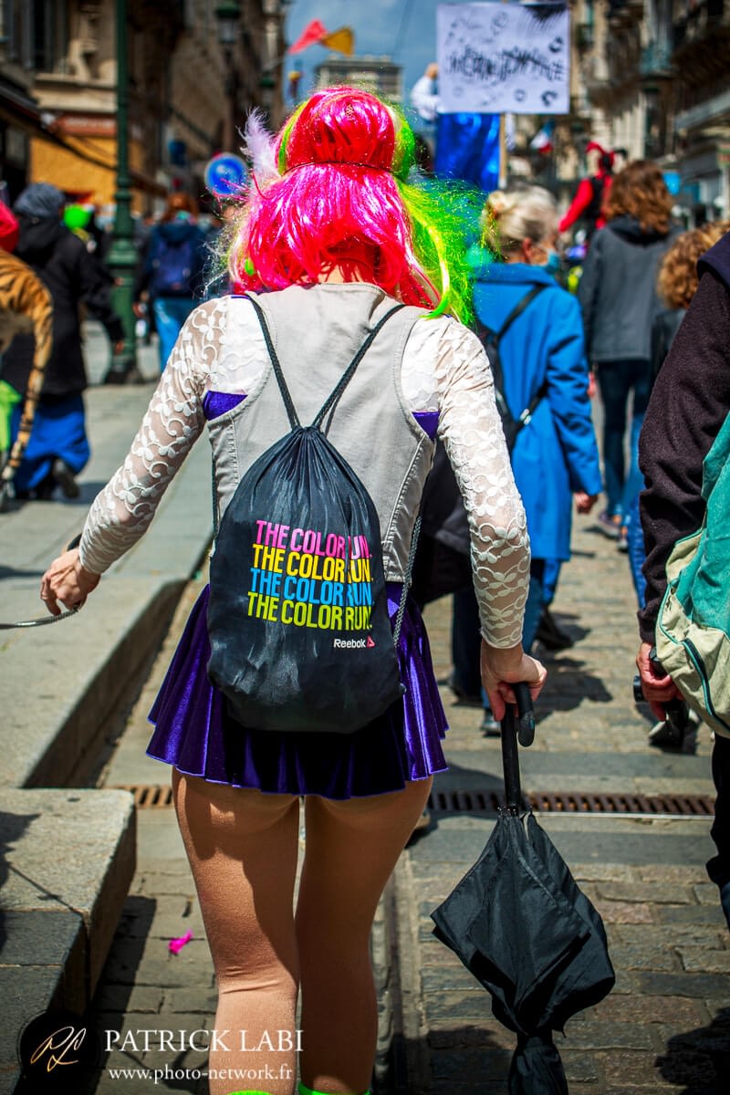 @photo-network-art dela couleur-28 Manifestation du 15 Mai 2021 à Orléans- l'art met des couleurs