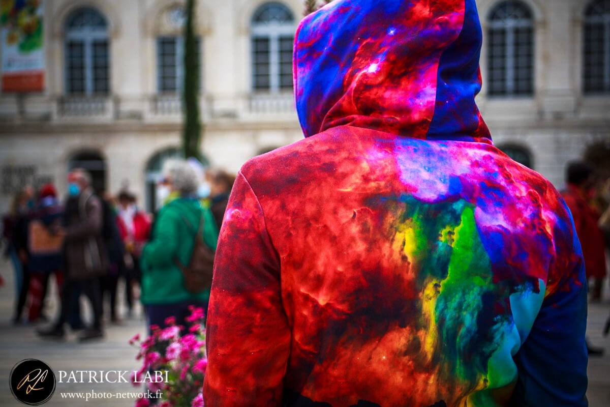 @photo-network-art dela couleur-17 Manifestation du 15 Mai 2021 à Orléans- l'art met des couleurs